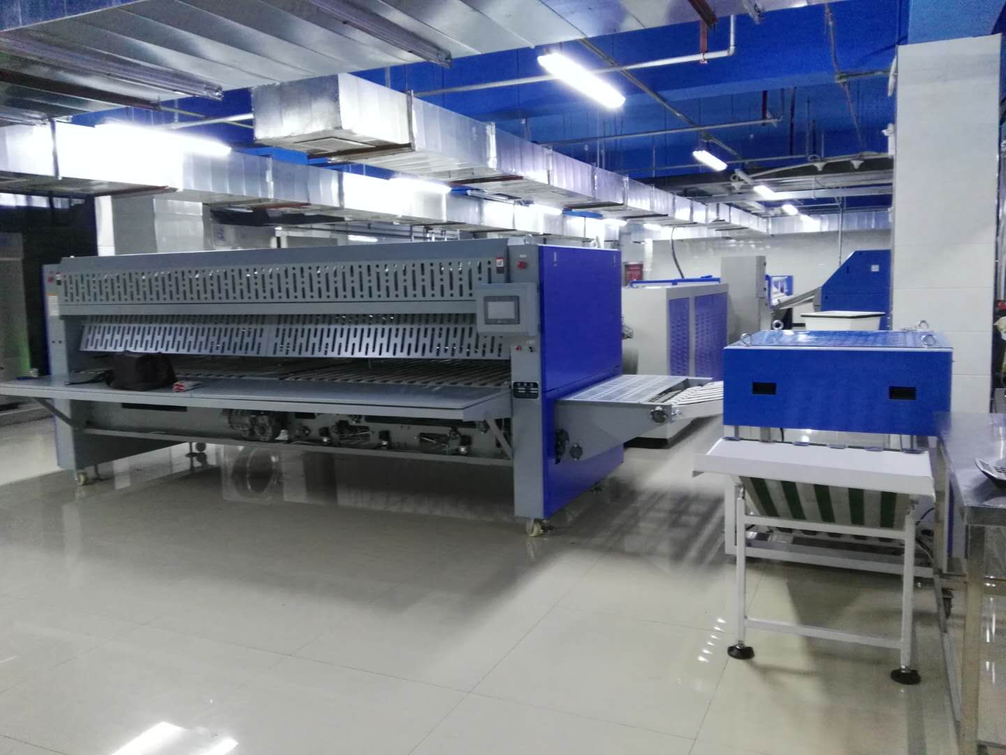 酒店洗衣房設(shè)備 酒店洗衣房設(shè)備