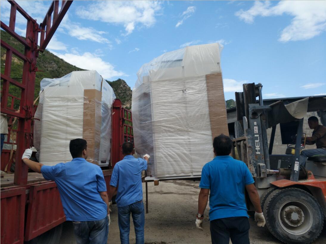 保定野三坡水洗廠洗滌設(shè)備送貨現(xiàn)場(chǎng) 保定野三坡水洗廠洗滌設(shè)備送貨現(xiàn)場(chǎng)